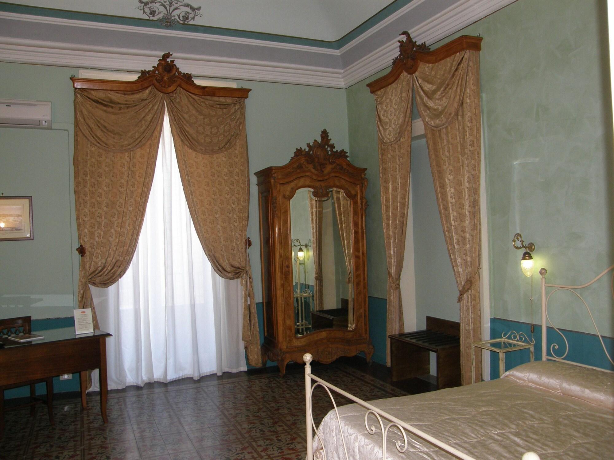Il Gattopardo House คาตาเนีย ภายนอก รูปภาพ